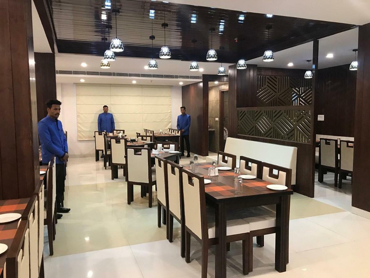 The Laurent And Banon Resorts Manali  Exterior photo