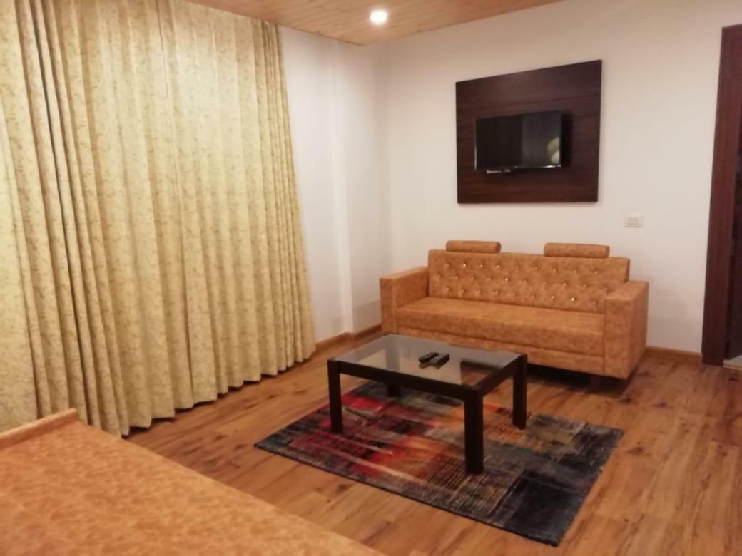 The Laurent And Banon Resorts Manali  Exterior photo