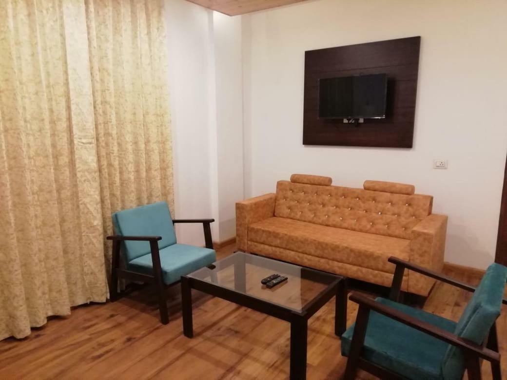 The Laurent And Banon Resorts Manali  Exterior photo